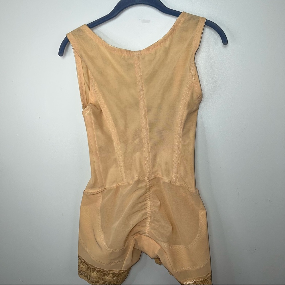 Ardyss Full Body Shapewear Girdle Beige Compression Bodysuit Size 32 - Picture 12 of 12